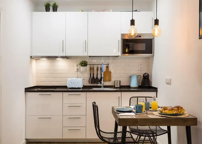 Charming Studio In Lisbon\'S Center!